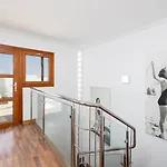 فيلة Isadora *