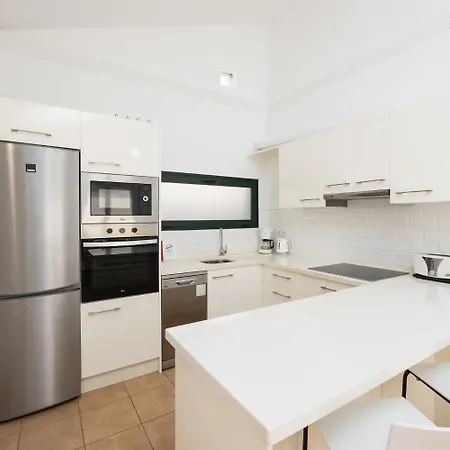 Isadora Playa Blanca (Lanzarote)